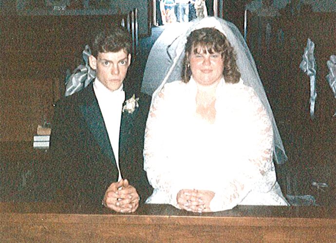 East Liverpool couple celebrating 30th year